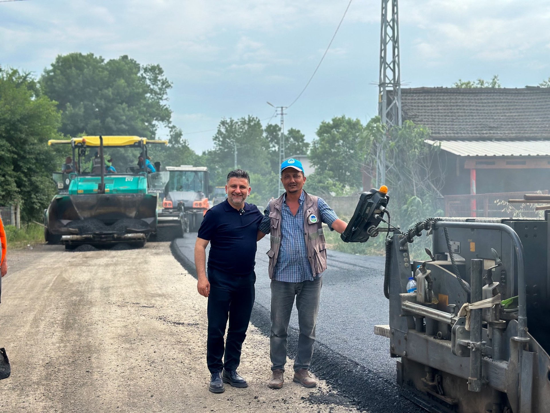 Asfalt Sezonunun İlk Serimi 1. Cadde’de Başladı